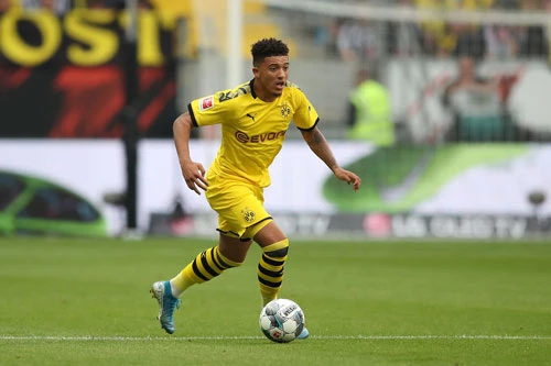 2. Jadon Sancho (Borussia Dortmund tới Chelsea hoặc M.U).