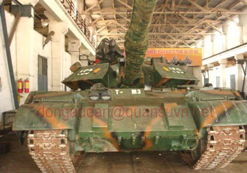 Trong quá khứ, xe tăng T-54 của Việt Nam từng được nâng cấp theo hướng tăng về hỏa lực với việc trang bị khẩu pháo cỡ nòng 105mm. Nguồn ảnh: Quansuvn.