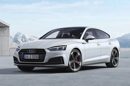 3. Audi S5 Sportback 2019 (giá khởi điểm của phiên bản V6: 52.400 USD, công suất tối đa: 349 mã lực, điểm tổng thể: 8,8/10).