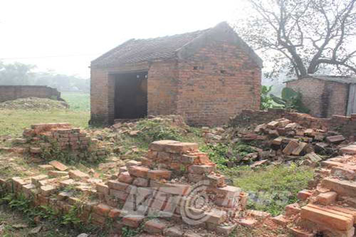 Cả gia đình chết thương tâm trong ngôi nhà ‘ma ám’ bí ẩn (Phần 2)