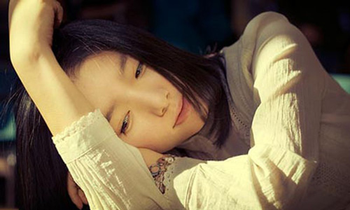 Mách mẹ chồng, chồng đi 'hái hoa' và nhận cái kết bất ngờ