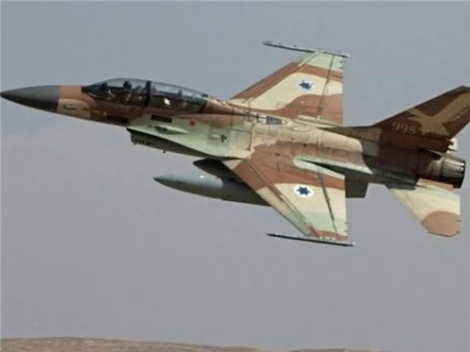 F-16I cua Israel mang ten lua Delilah 