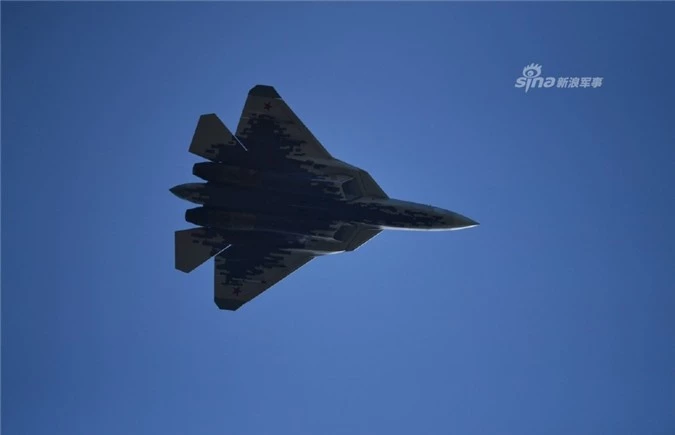 Nga mang Su-57 ra trinh dien 