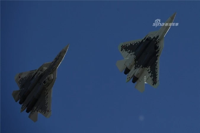 Nga mang Su-57 ra trinh dien 