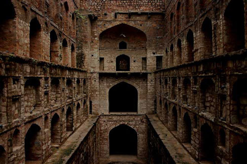 Sởn gai ốc nơi bị nghi ma ám ở Ấn Độ