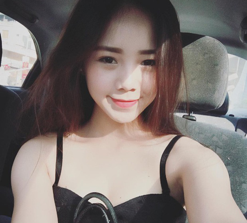 Dân mạng "khui" ảnh quá khứ hotgirl Quỳnh Kul, nghi vấn dao kéo chỗ "này"