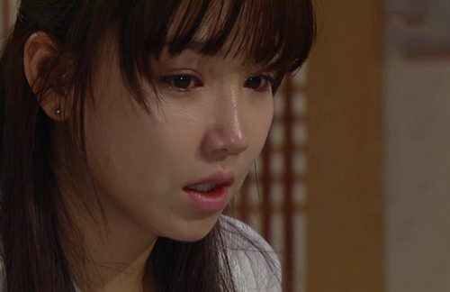 Nghẹn họng khi sếp nữ gửi ảnh nóng của chồng để khiêu khích