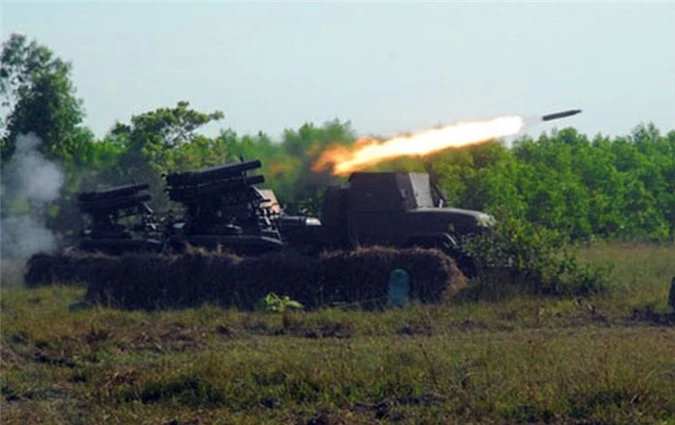 Tinh hoa BM-21 chua du, Viet Nam con co mot phao phan luc khac 