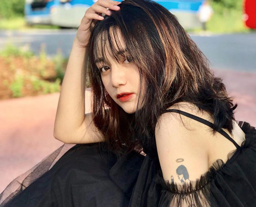 Dàn gái xinh "em chưa 18" khiến dân mạng lịm tim lần đầu gặp mặt