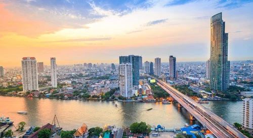 Ít người biết được, tên thực sự và đầy đủ của thủ đô Bangkok dài tới 169 chữ cái, thiết lập kỷ lục Guiness