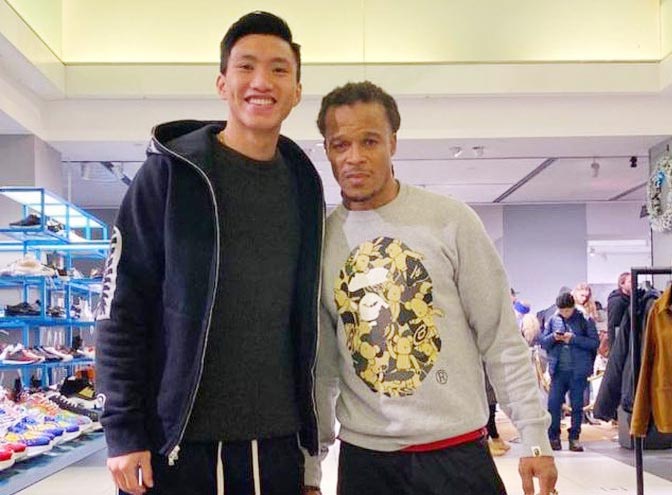 Văn Hậu gặp Edgar Davids dịp Giáng sinh