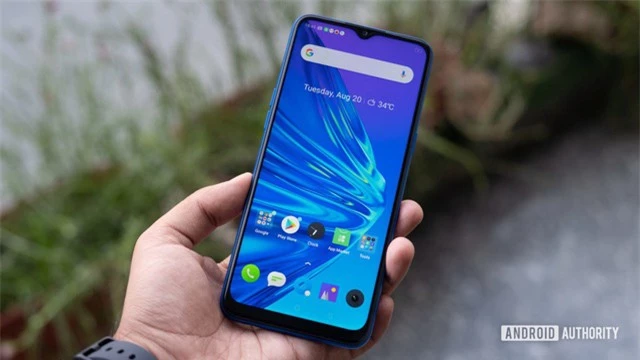 Những mẫu smartphone tầm trung dưới 7 triệu nổi bật năm 2019 - Ảnh 4.