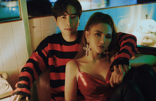 Thu Thủy khoe thân hình quyến rũ, bốc lửa bên chồng trẻ sau giai đoạn nhiều "sóng gió"