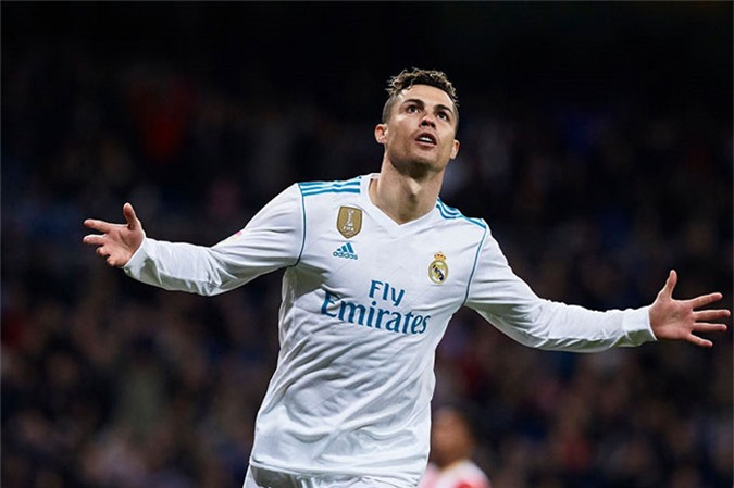 Ronaldo ghi đến 450 bàn sau 438 trận cho Real