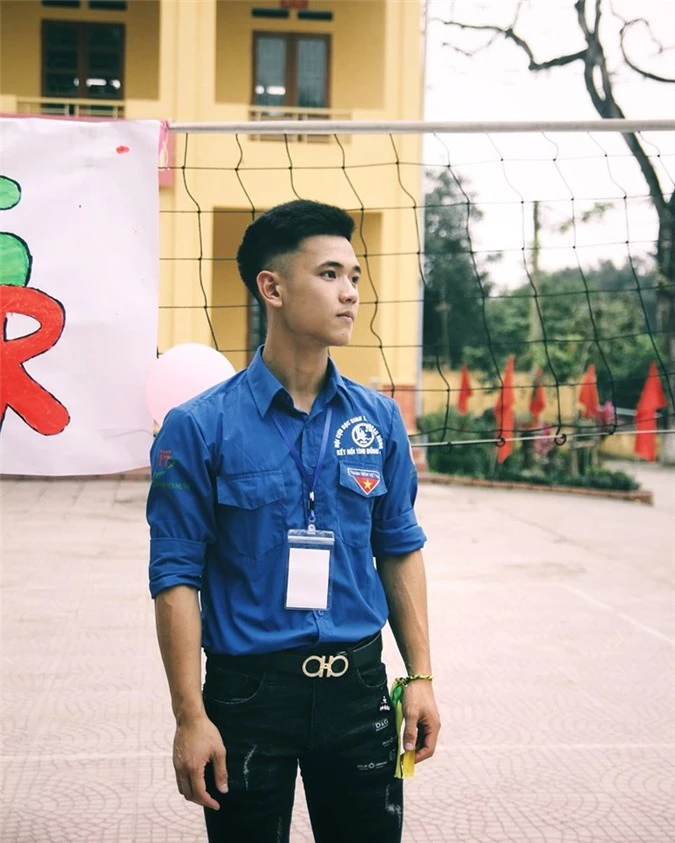 Ngắm hot boy trường quân sự, hội chị em sững sờ đòi... - Hình 10 Ngam hot boy truong quan su, hoi chi em sung so doi...-Hinh-10