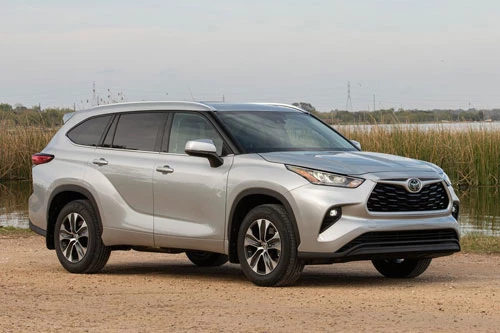 Toyota Highlander 2020.