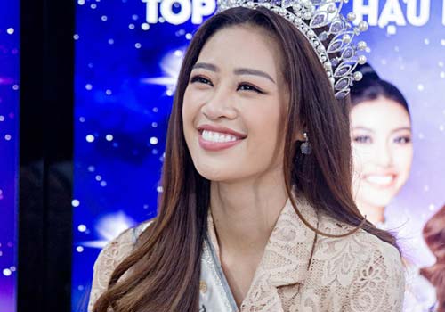 Hoa hậu Khánh Vân: 'Bạn trai cũ nhắn tin chúc mừng khi tôi đăng quang'