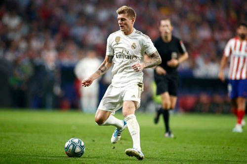 CLIP: ‘Lác mắt’ trước những siêu phẩm để đời của Toni Kroos