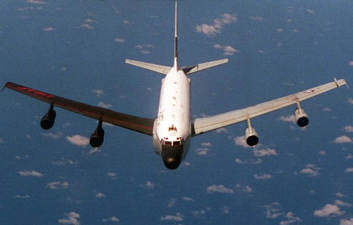 Máy bay trinh sát Mỹ quần thảo trên bán đảo Triều Tiên