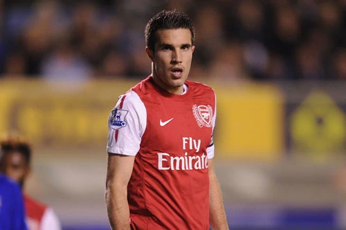 Tiền đạo: Robin van Persie.