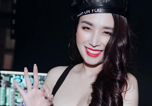 Vóc dáng gợi cảm của nữ DJ kết hôn với Khắc Việt