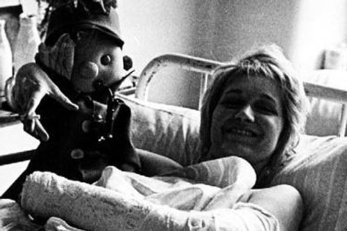 10 vụ sống sót thần kỳ sau tai nạn máy bay (Phần 2)