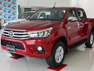 Toyota Hilux bị triệu hồi tại Việt Nam