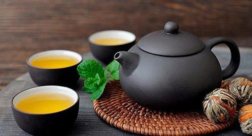 Uống trà xanh theo cách này cực độc, hại hơn mắc ung thư