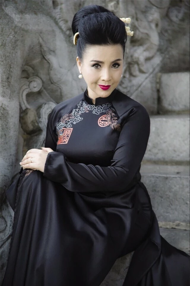 NSND Lan Hương: Tôi cũng có tác động một chút để có cơ... săn chắc hơn - Ảnh 2. NSND Lan Hương: Tôi cũng có tác động một chút để có cơ... săn chắc hơn - Ảnh 2.
