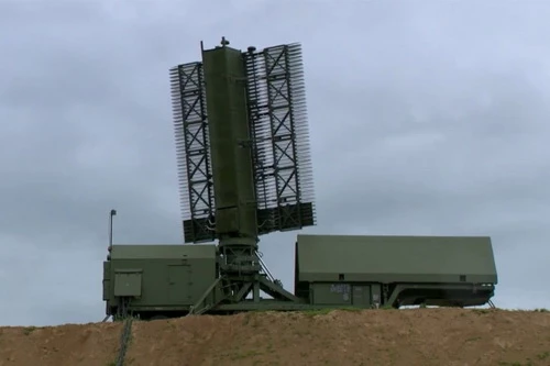 Trạm radar cảnh giới của Nga đặt tại sân bay Baranovichi của Belarus. Ảnh: TASS.