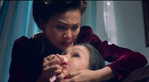 Ngược đãi mẹ chồng già mù hai mắt, nàng dâu "quý" phải trả giá bằng cả tính mạng