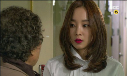 Mỉa mai con dâu "ăn bám", mẹ chồng sốc nặng biết sự thật đằng sau