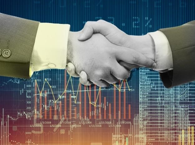 Ph&#xE1;t tri&#x1EC3;n &#x201C;d&#x1ECB;ch v&#x1EE5; s&#x1ED1;&#x201D; &#x111;&#xF2;i h&#x1ECF;i doanh nghi&#x1EC7;p ph&#x1EA3;i thay &#x111;&#x1ED5;i chi&#x1EBF;n l&#x1B0;&#x1EE3;c nh&#xE2;n s&#x1EF1; 