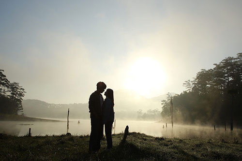 Bí mật của gió tung poster đẹp lãng mạn và huyền bí