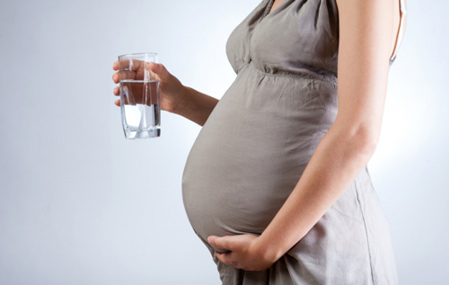 3 "tuyệt chiêu vàng" giúp mẹ bầu phòng tránh rạn da vô cùng hiệu quả: Biết sớm lợi sớm