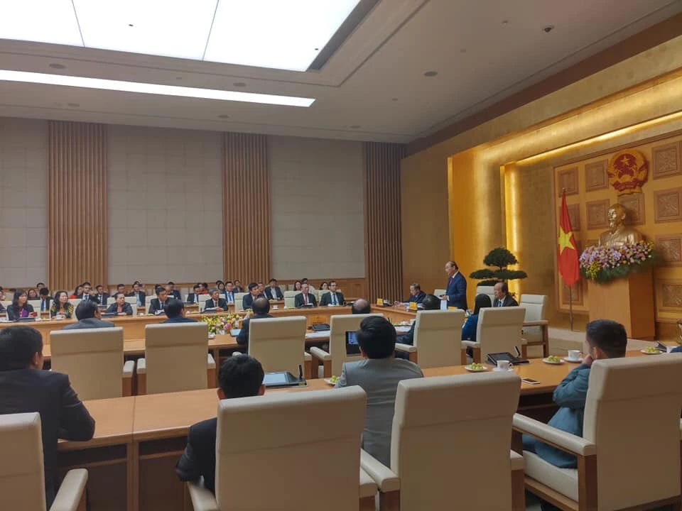 The Prime Minister speaks at the meeting. Photo: Hoang Lan