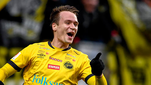 Lộ diện cựu tuyển thủ Thụy Điển đá cặp với Công Phượng ở TP.HCM