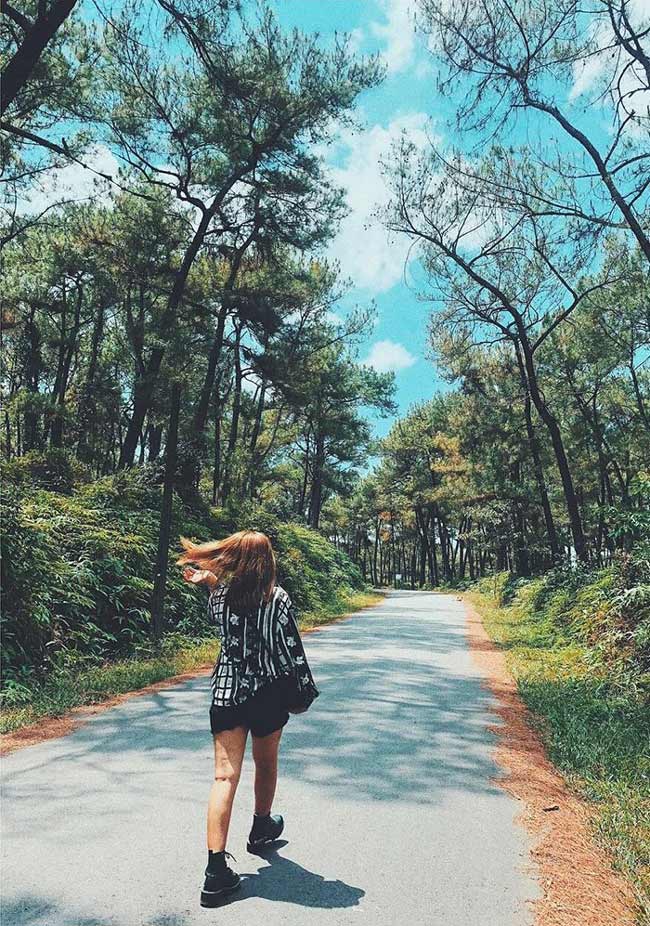 Nhờ "Mắt biếc", trường Đo Đo, đồi Thiên An thành điểm check-in hot cỡ nào?