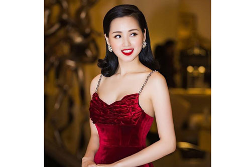 Những mỹ nhân sinh nở nhiều lần vẫn sở hữu vòng eo con kiến