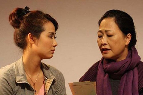 Chưa đến Tết, mẹ chồng đã hỏi 'tiền thưởng đâu?'