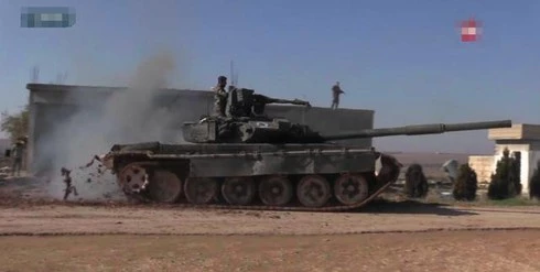 Quân Chính phủ Syria vừa tiến hành trận “đại chiến” xe tăng quy mô lớn nhất trong cuộc nội chiến Syria. Nguồn: Sohu.
