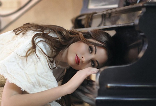 Sinh con xong, chị dâu tàn phai nhan sắc ghê gớm, tôi nhắc anh trai quan tâm tới chị thì anh đáp lại một câu khiến tôi giật mình