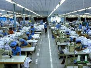 Công ty liên doanh có được nhận gia công hàng xuất khẩu?