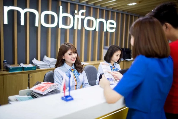 Năng suất lao động bình quân mỗi cán bộ, công nhân viên MobiFone đạt gần 9 tỉ đồng/người/năm.