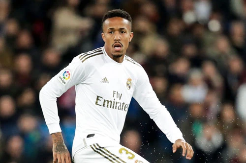 Hậu vệ phảo: Eder Militao (Real Madrid).