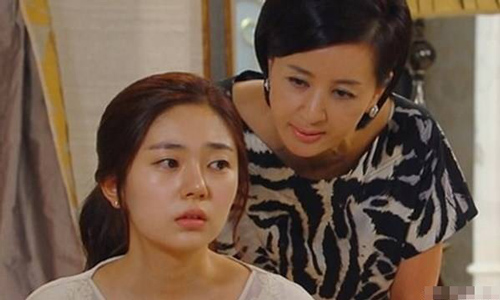 Chấp nhận lấy chồng nghèo nhưng tôi vẫn nhận được câu nói "tím mặt" của mẹ chồng