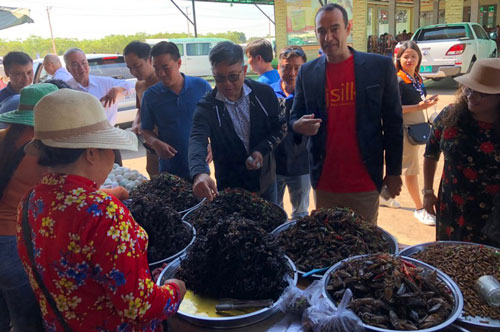 Tới xứ Chùa Tháp thưởng thức những món ăn độc đáo từ côn trùng