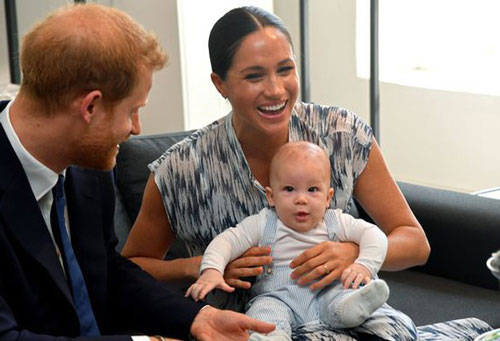 Meghan Markle được cho là tiếp tục "bòn rút" của cải nhà chồng và chuẩn bị cho ra mắt tạp chí của riêng mình