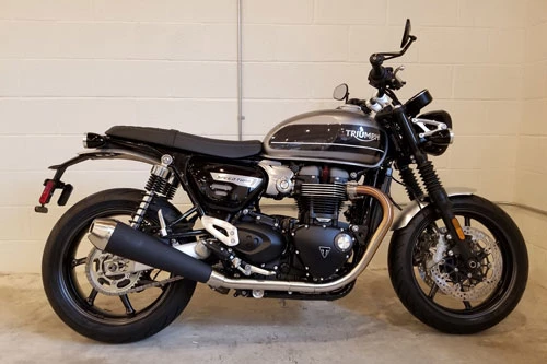 3. Triumph Speed Twin 2020 (giá: 9.300 USD).