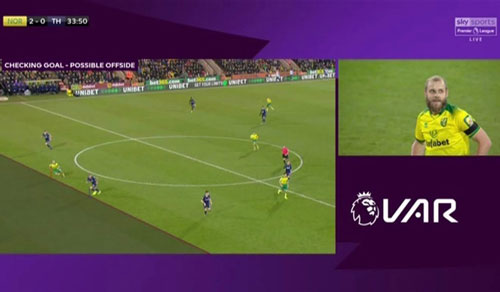 VAR khiến cả loạt trận tại Ngoại hạng Anh náo loạn